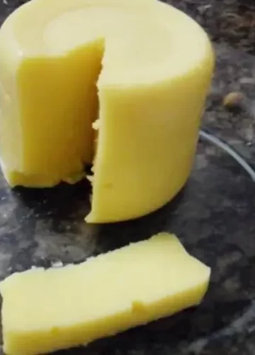 Receita de Queijo Manteiga Caseiro