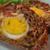 Receita de Rocambole de carne moída com ovos