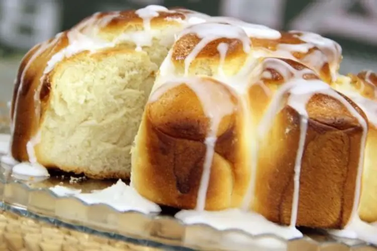 Receita de Rosca Portuguesa com Fondant