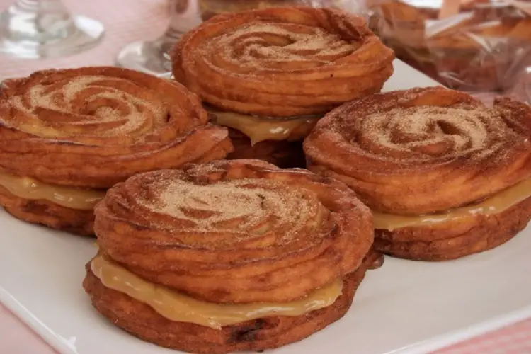 Sanduíche de Churros