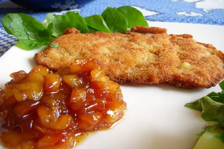 Receita de Receita de Schnitzel com purê de maçã