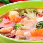 Receita de Sopa Detox de Legumes