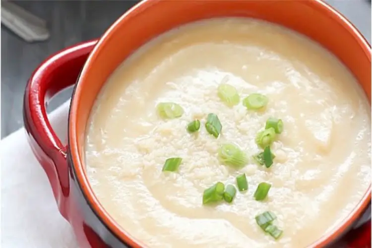 Receita de Sopa de couve flor com curry