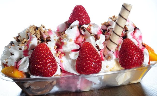 Receita de Sundae Caseiro de Morango