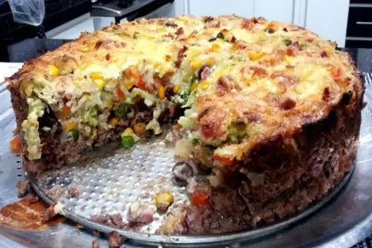 Receita de Torta de carne e legumes