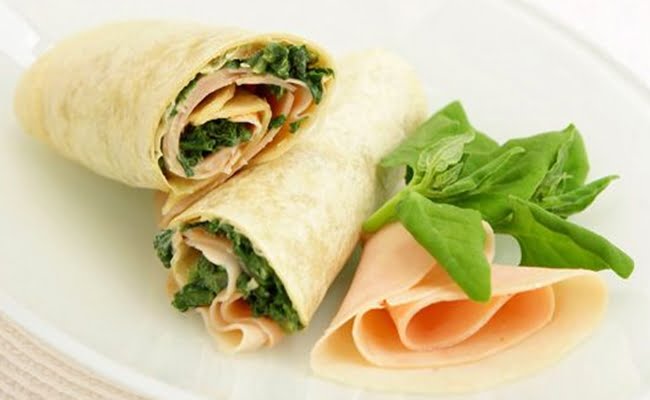 Receita de Wrap de peito de peru e espinafre