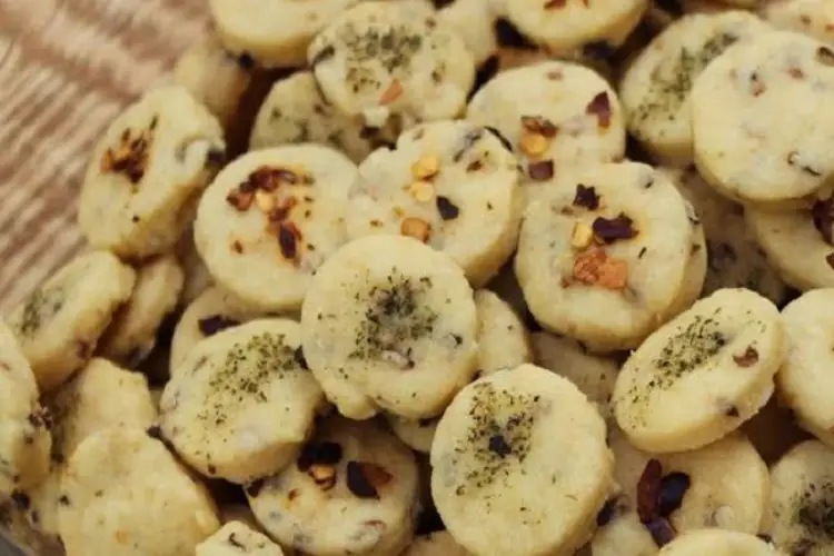 Receita de Biscoitinhos de Cebola