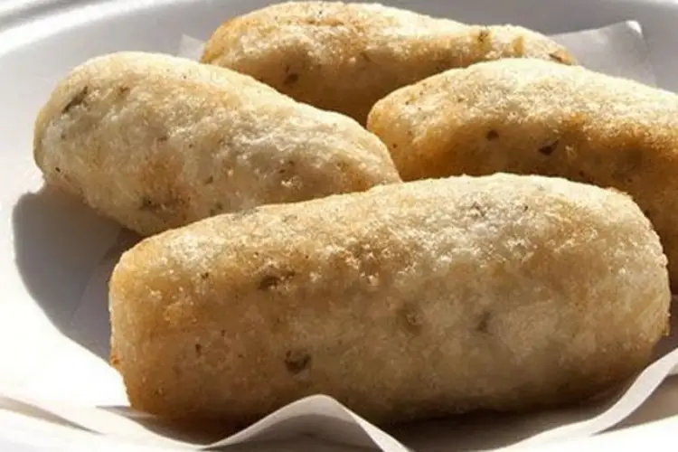 Receita de Bolinho Caipira de Jacarei