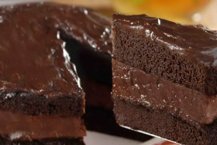 Receita de Bolo de Chocolate Aerado