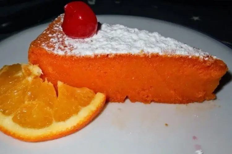 Receita de Bolo de Húmido de Cenoura e Laranja