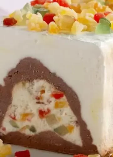 Cassata com Frutas Cristalizadas