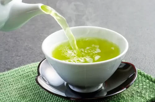 Chá Verde para eliminar Gordura no fígado