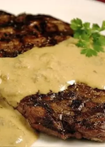 Contra Filé com Molho de Mostarda