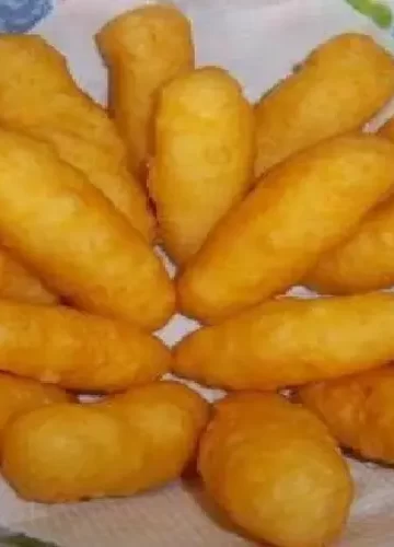 Bolinho de Batata e Queijo