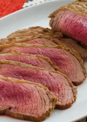 Receita de Rosbife de Picanha com Molho de Alho