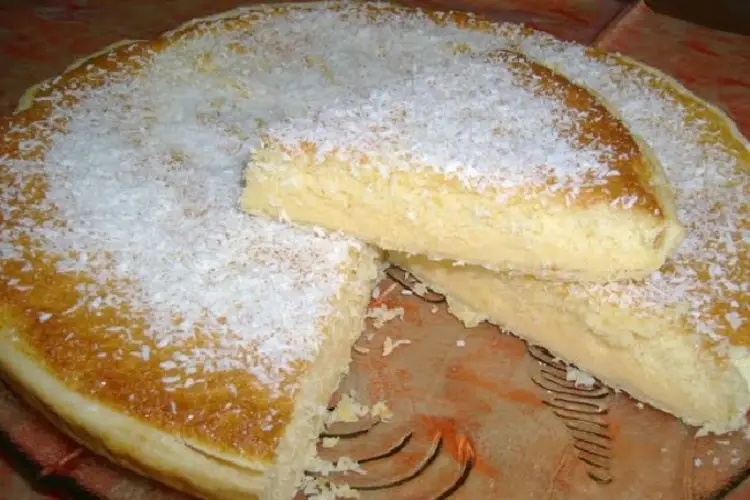 Receita de Torta de Leite Condensado com Coco